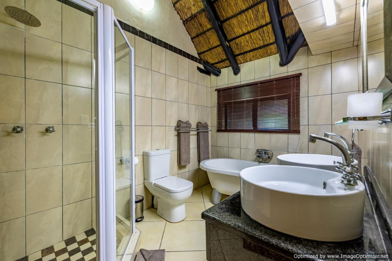שלושלואי Zulu Nyala Game Lodge מראה חיצוני תמונה