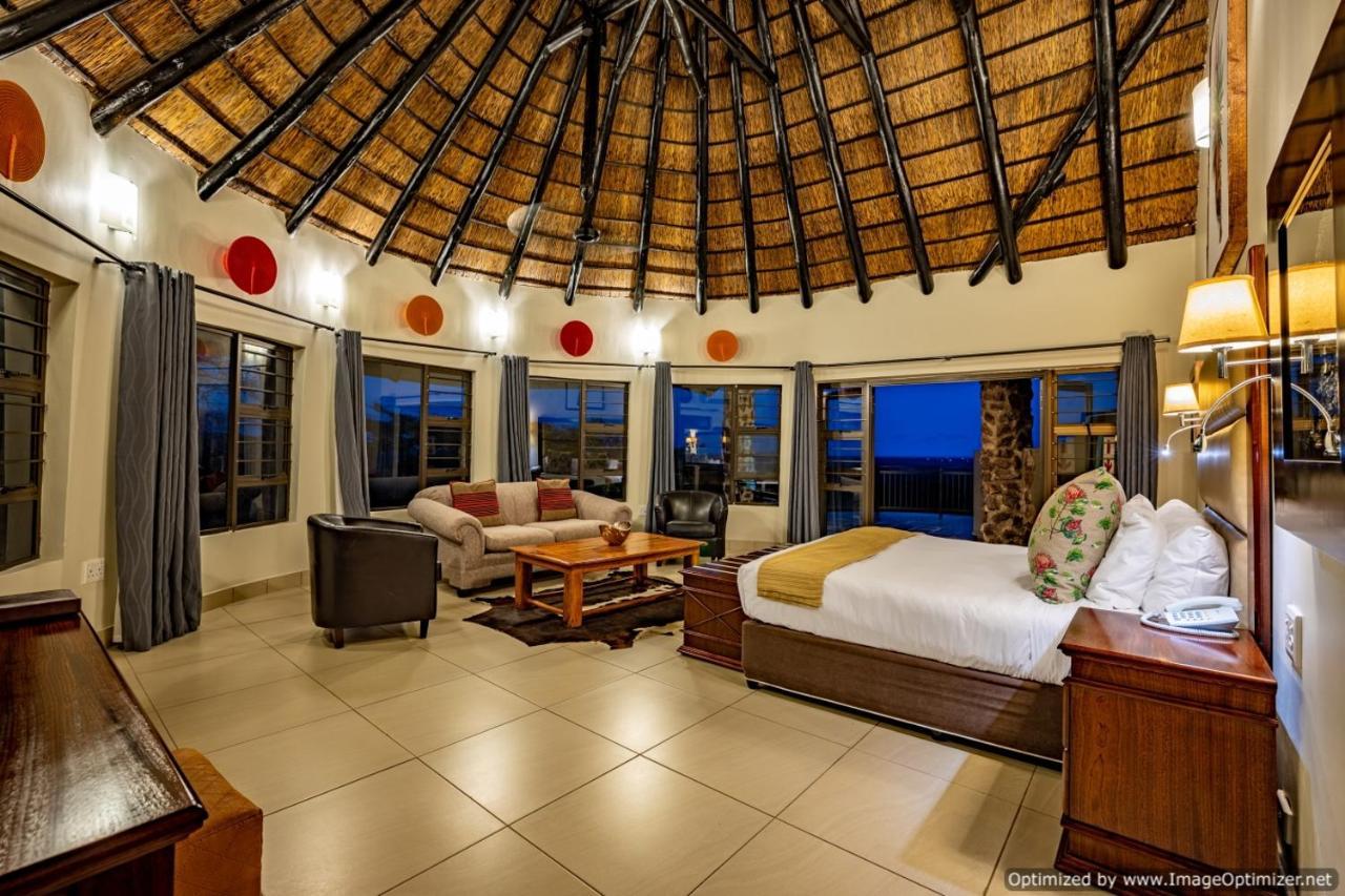 שלושלואי Zulu Nyala Game Lodge מראה חיצוני תמונה