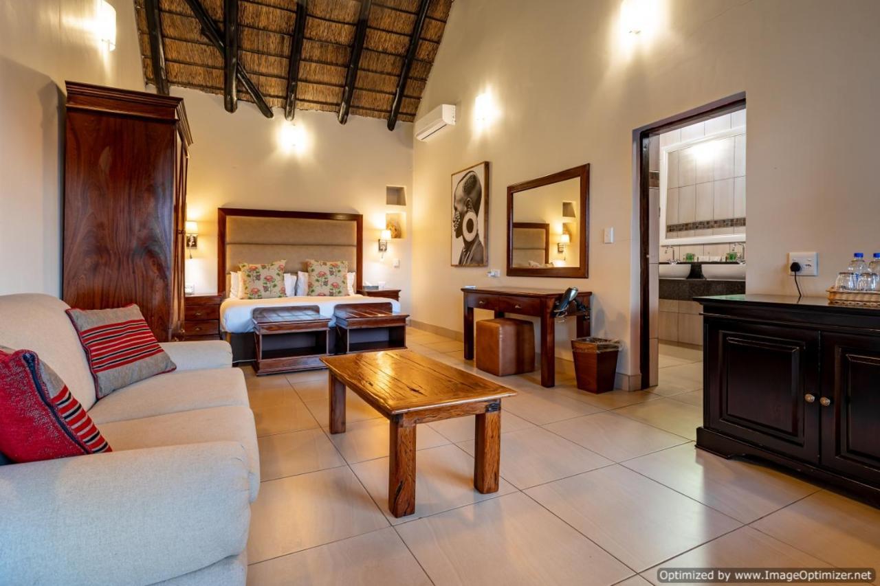 שלושלואי Zulu Nyala Game Lodge מראה חיצוני תמונה