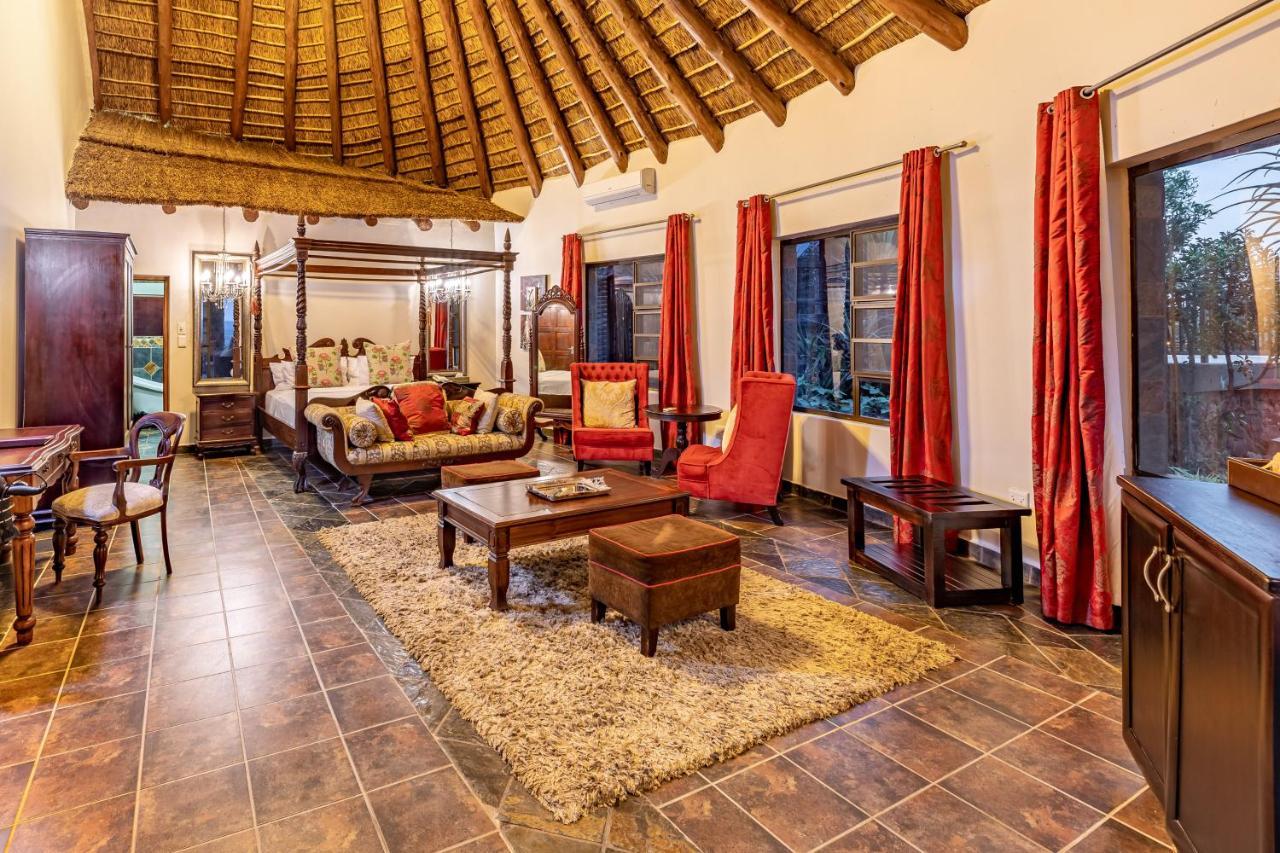 שלושלואי Zulu Nyala Game Lodge מראה חיצוני תמונה